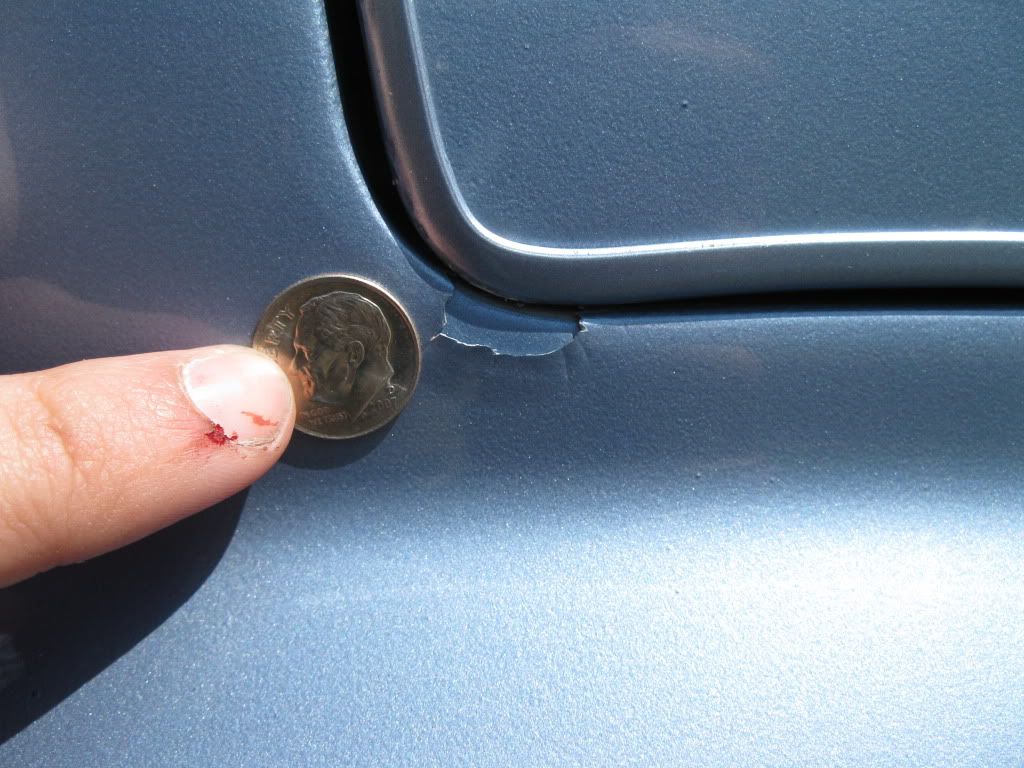 Candid pictures of our cars. Page 11